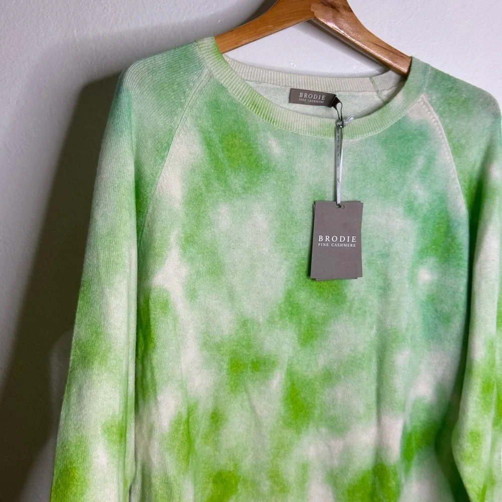 NWT Brodie Cashmere 100% Cashmere Green Tie Dye Multicolor Pullover Sweater